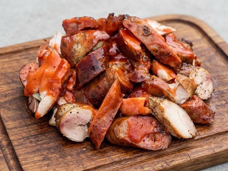 Ben's Bar-Be-Cue food